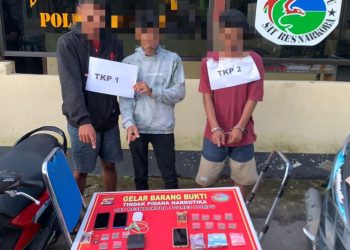 Tiga  Pria Pengedar Ganja Dicokol Polisi