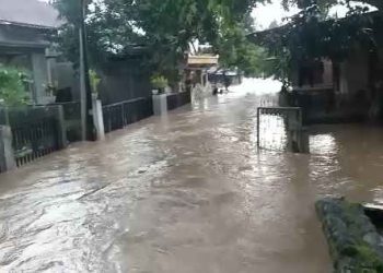 Ratusan Rumah di Bantaran Sungai Laju Korban Banjir