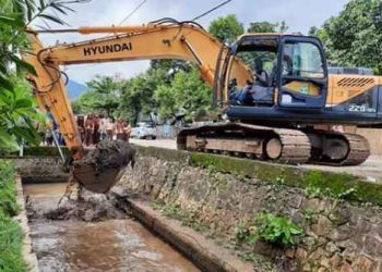 Irigasi Induk Dipenuhi Material dan Lumpur, Petani Minta Dinormalisasi