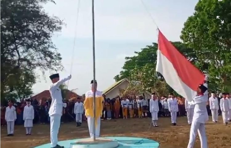 Pemdes Taropo Gelar Upacara Hari Pahlawan Yang Ke 78