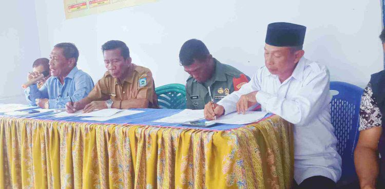 Pembahasan APBDes Perubahan 2023 Desa Kareke Berjalan Sukses