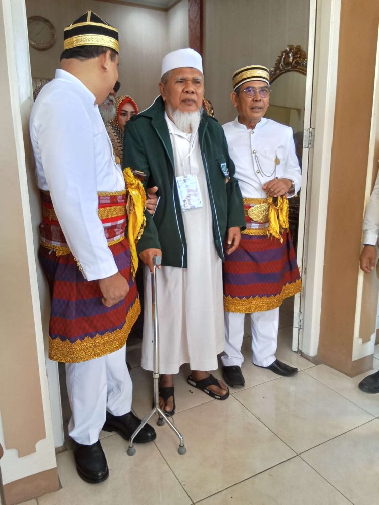 Dua Orang Mantan Bupati Dompu Siap ‘Turun Gunung’ Untuk Memenangkan AKJ-Syah Dua Periode