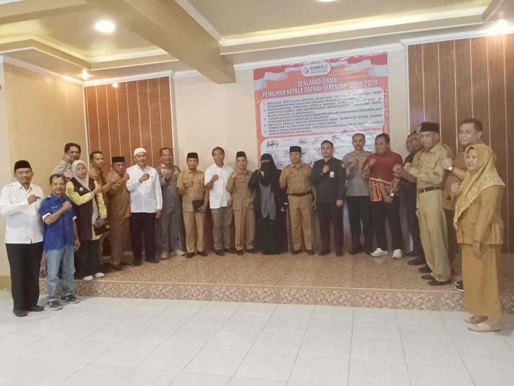 Bawaslu Dompu Ajak Para Pihak Tandatangani Deklarasi Damai Pemilukada 2024