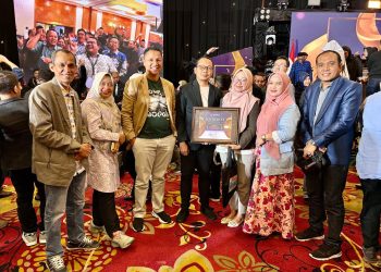 Bawaslu Dompu Mendapatkan Penghargaan Kehumasan Terbaik Tingkat Nasional