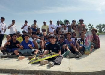 Skateboard Turnamen Lakey 2025 Menggempar