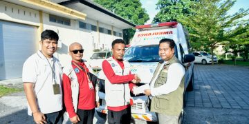 Dukung Kemanusiaan di Aceh, Bank NTB Syariah Fasilitasi Operasional Ambulance Tim Medis NTB