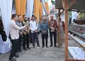 Dukung Program Desa Berdaya NTB, Bank NTB Syariah Salurkan Bantuan Budidaya Ayam Petelur untuk Masyarakat Desa Lendang Nangka Utara