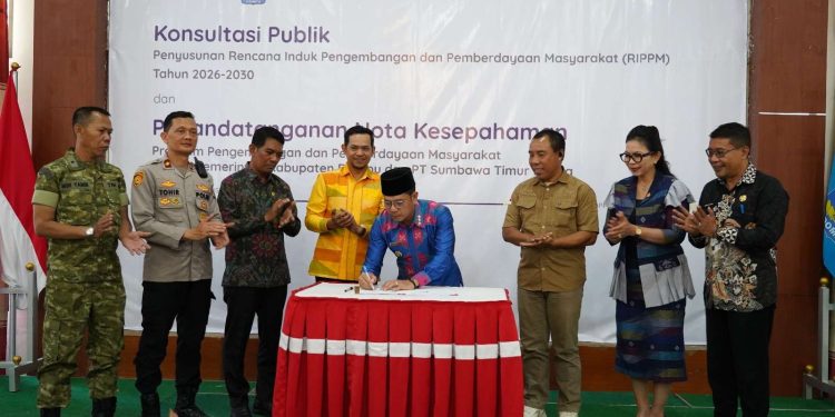 Pemkab Dompu dan PT STM Teken Nota Kesepakatan Program Pengembangan Masyarakat